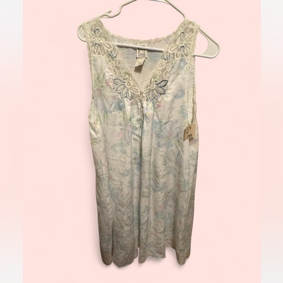 Vintage Eve Stillman Satin Nightgown NWT large - pristine condition - Picture 1 of 8